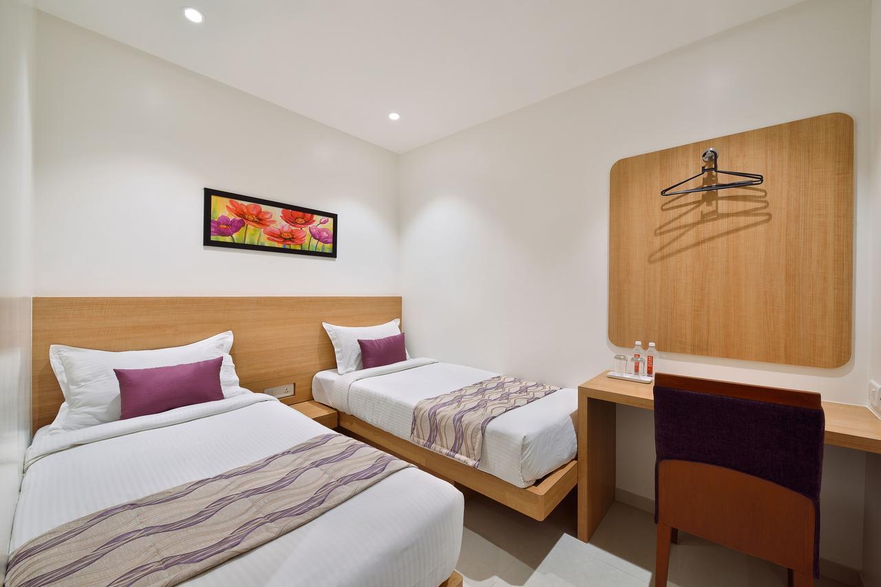 Hotel Leafio-Near Airport Mumbai Ngoại thất bức ảnh