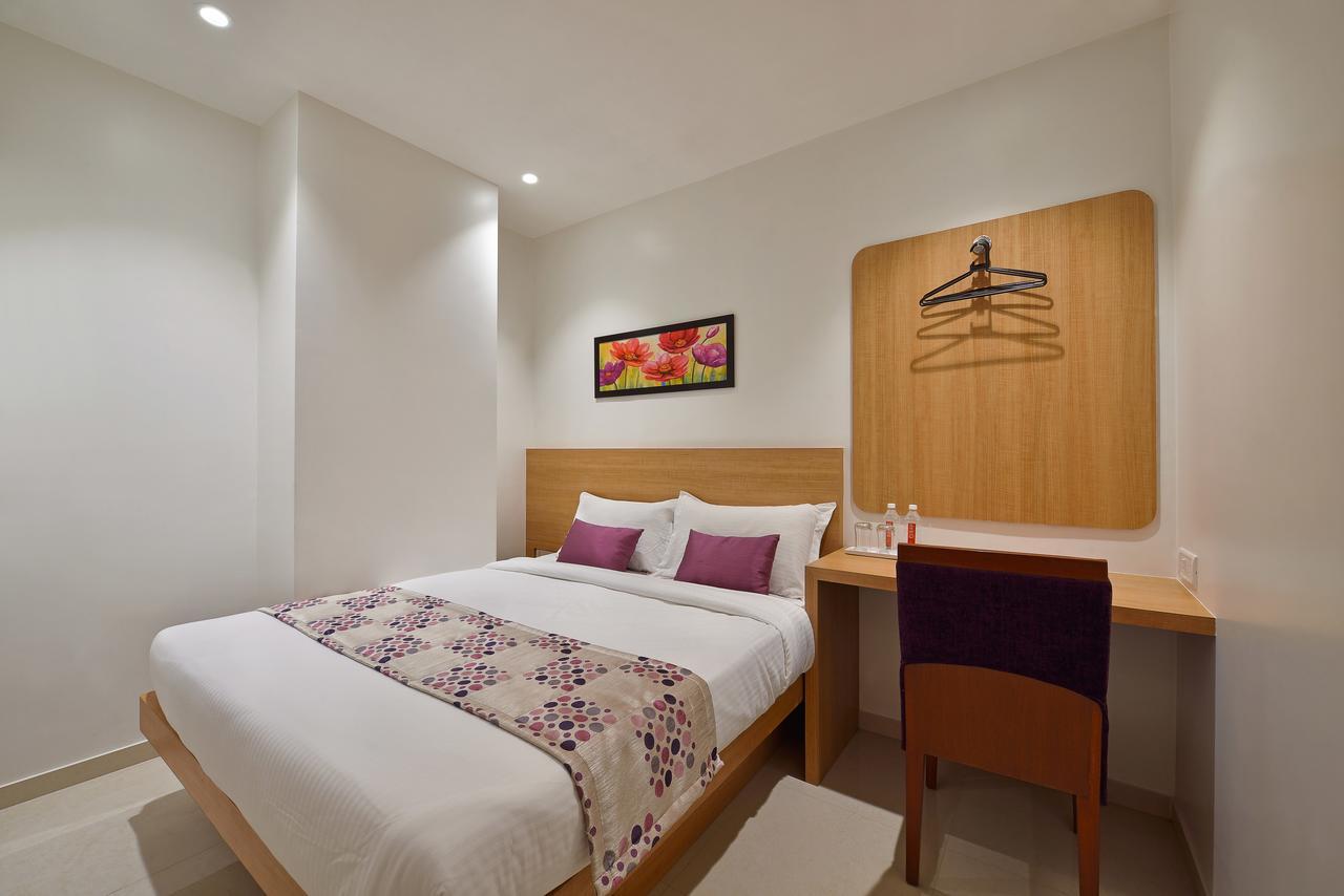 Hotel Leafio-Near Airport Mumbai Ngoại thất bức ảnh